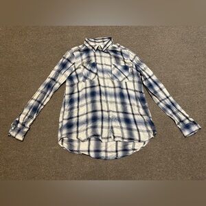 Mossimo Women’s Boyfriend Fit Lightweight Flannel Blue/ White Striped Size L